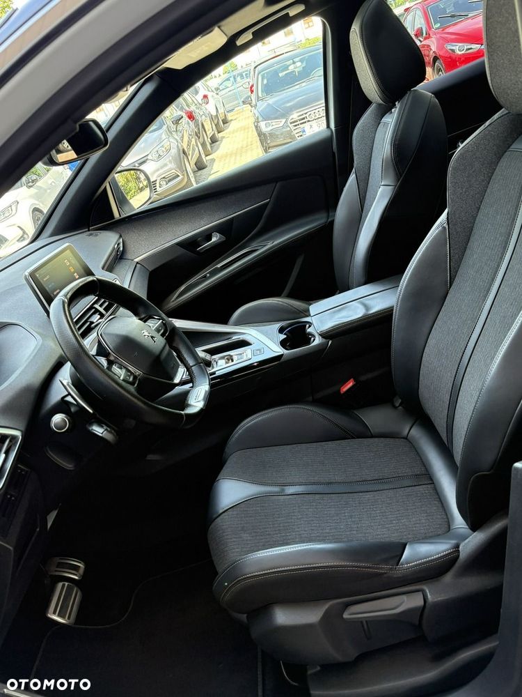 Peugeot 3008 - 16