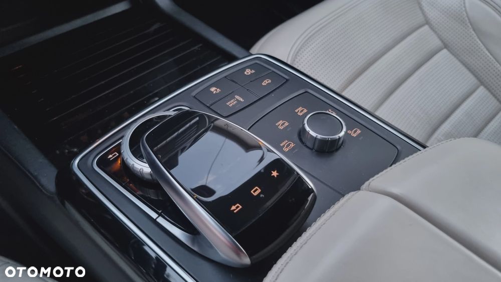 Mercedes-Benz GLE AMG 63 S 4Matic AMG Speedshift 7G-TRONIC - 28