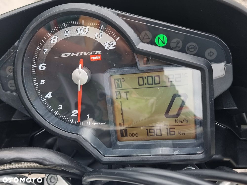 Aprilia Shiver - 9