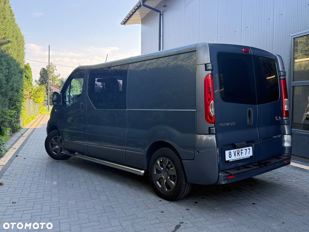 Renault Trafic - 11
