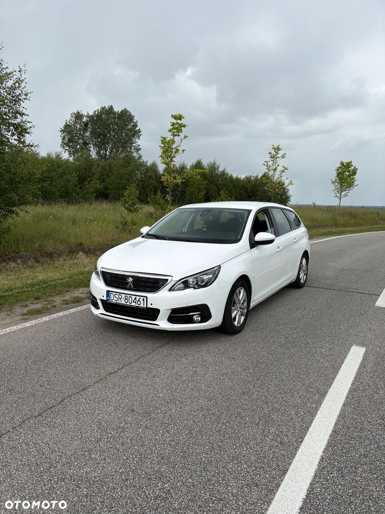 Peugeot 308 - 1