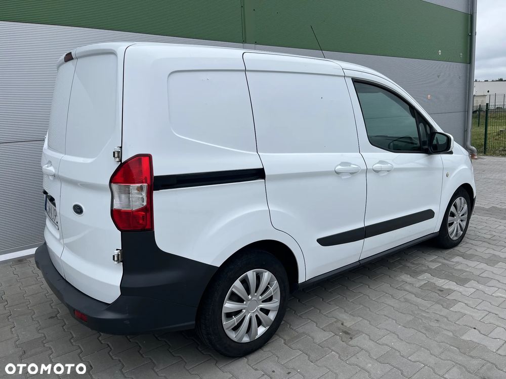 Ford Transit Courier Ambiente - 5