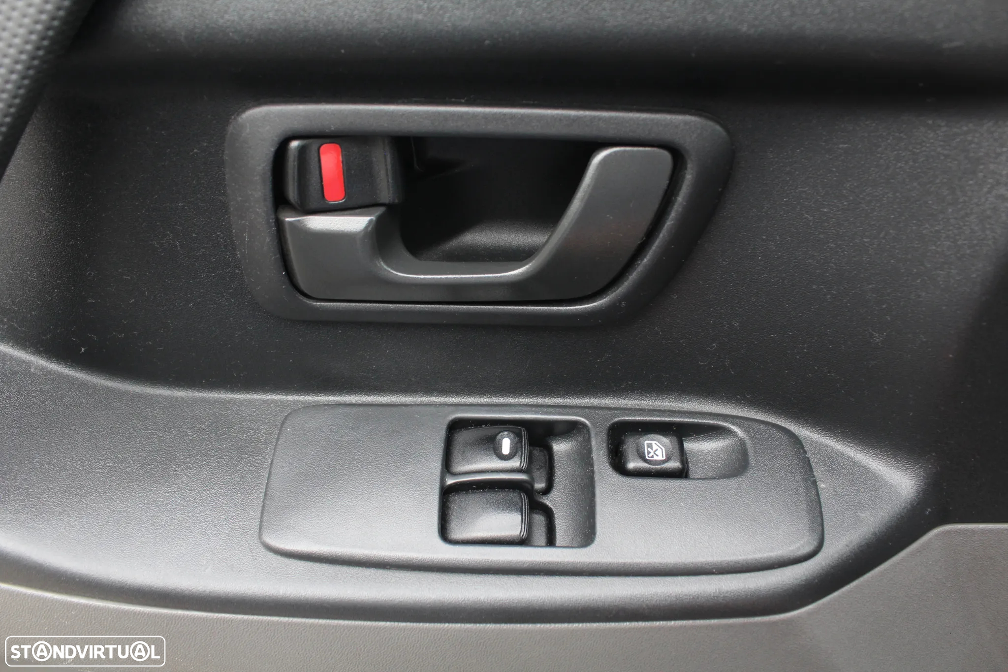 Mitsubishi Pajero 3.2 DI-D GLS ABS+CA - 43