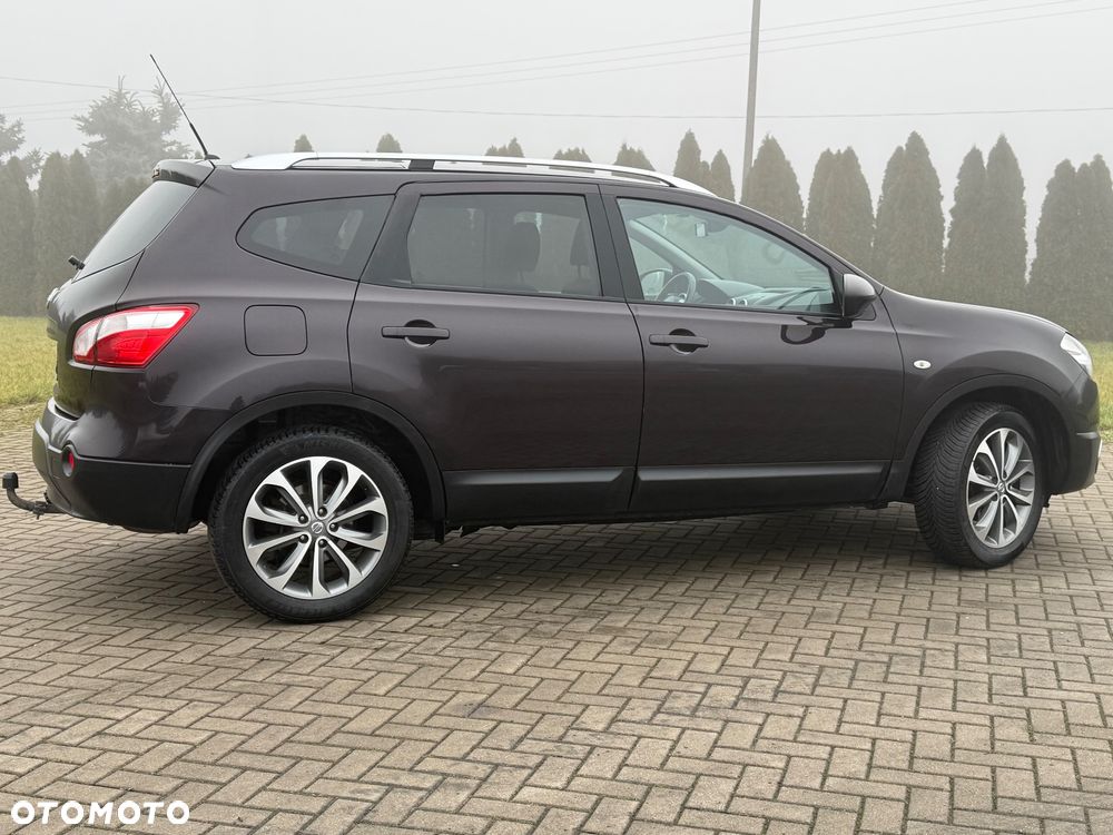 Nissan Qashqai+2 - 13
