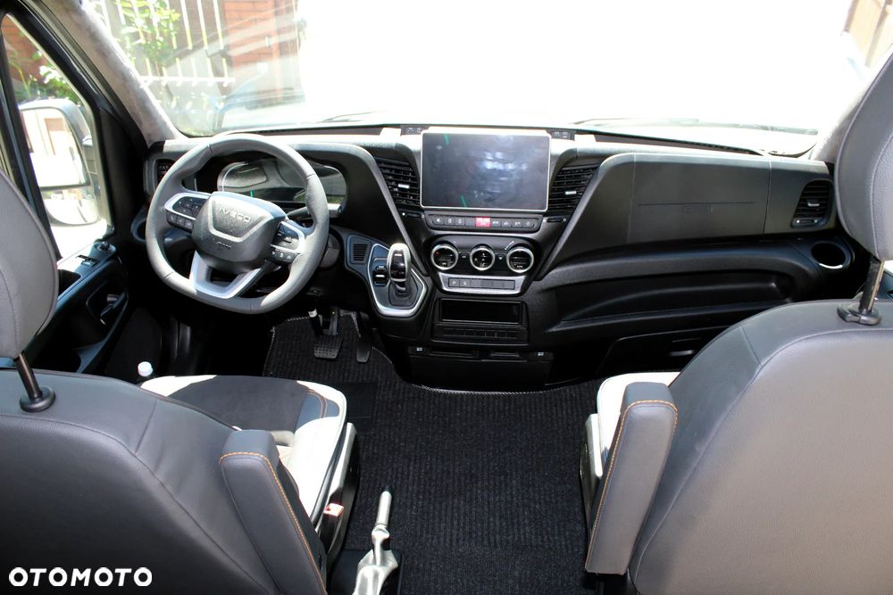 Iveco Daily 35S18 - 17