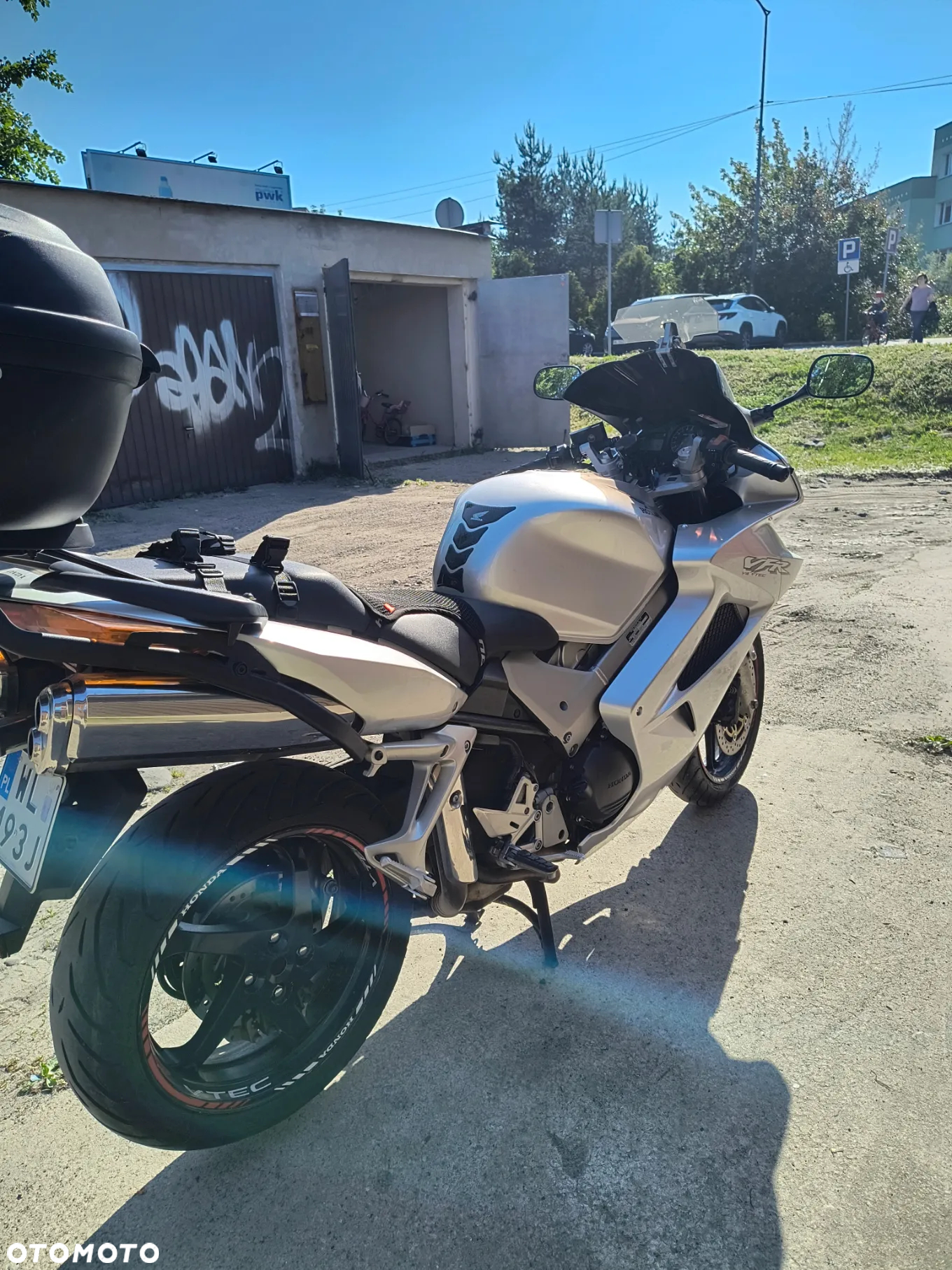 Honda VFR - 6