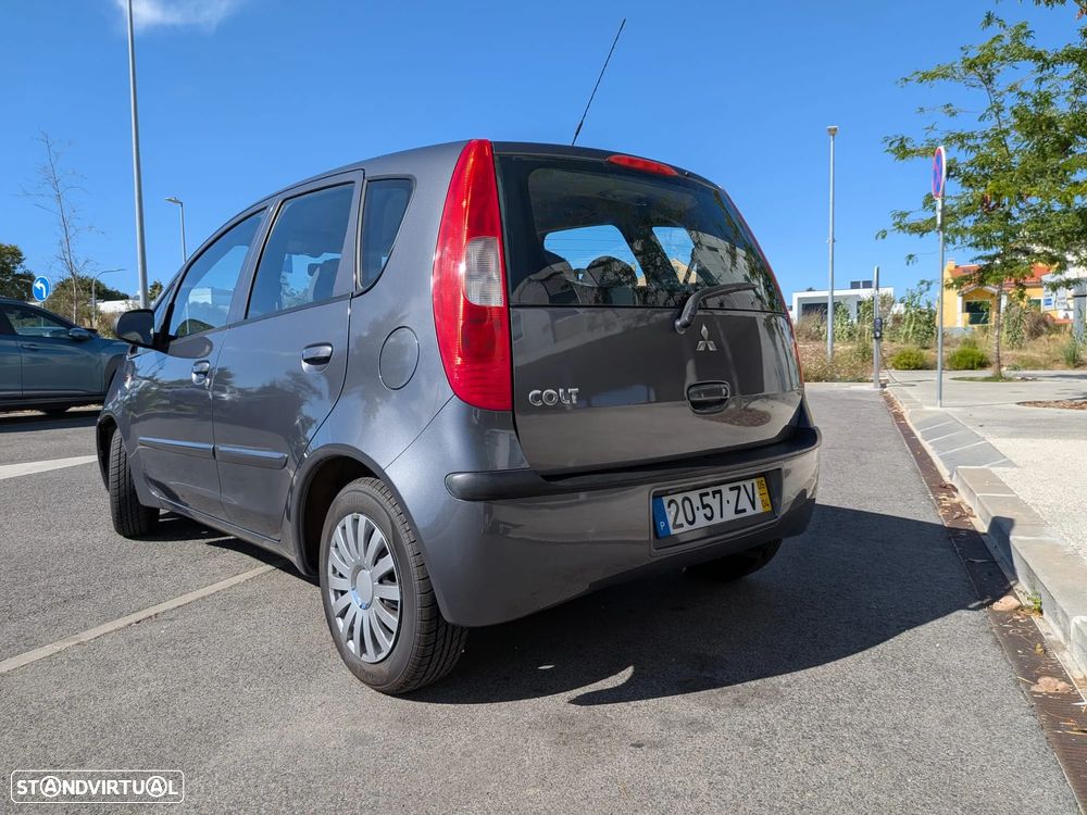 Mitsubishi Colt 1.1 Invite - 3
