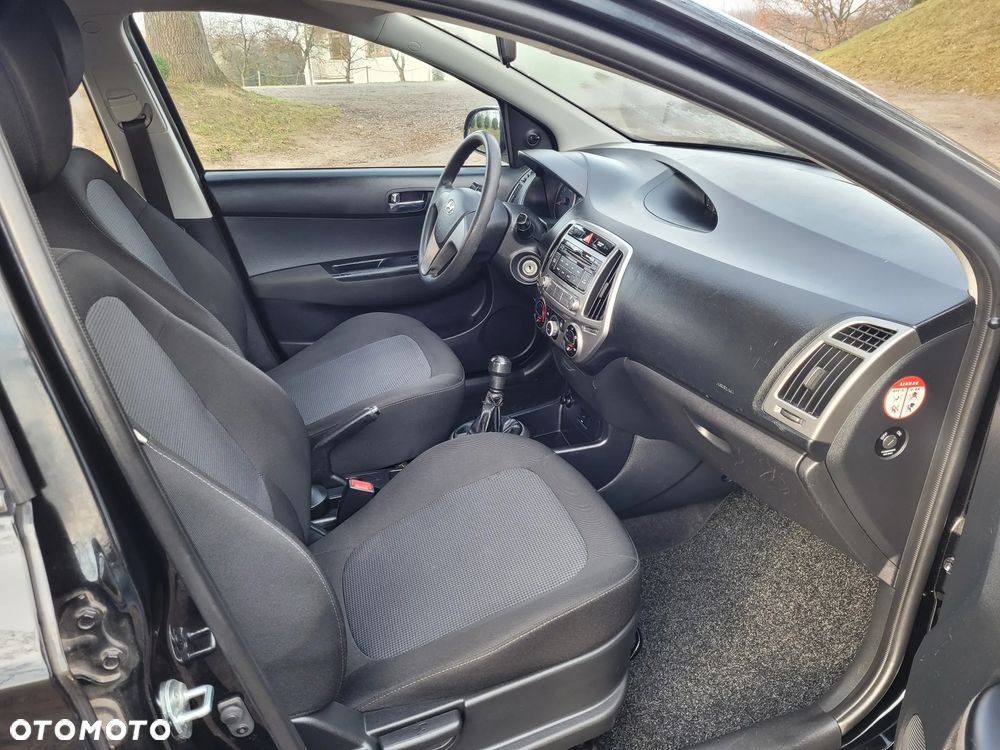 Hyundai i20 1.2 Fifa World Cup Edition - 5