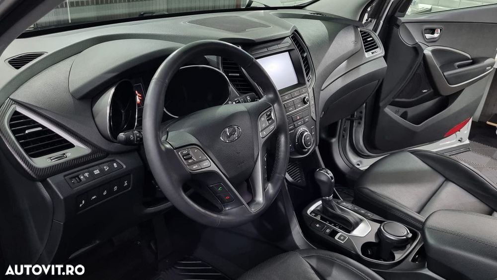 Hyundai Santa Fe - 3