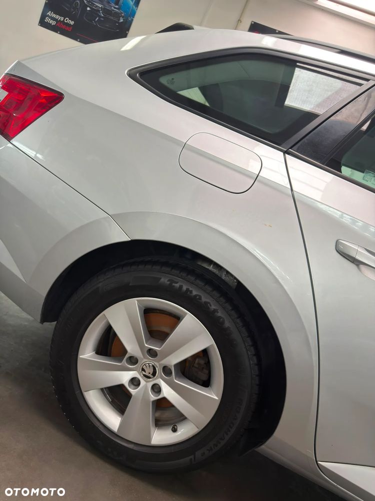 Skoda Superb 2.0 TDI Active - 15
