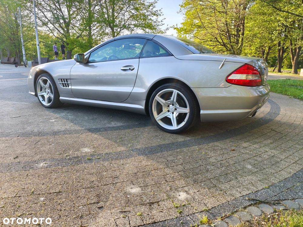 Mercedes-Benz SL 350 7G-TRONIC - 29