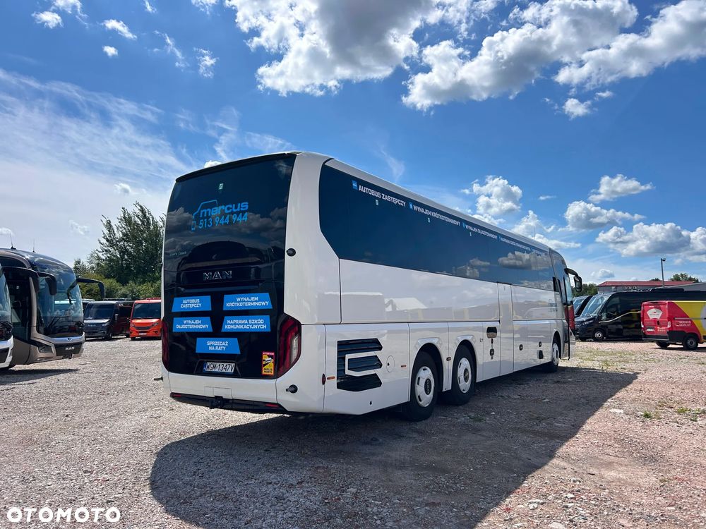 MAN Lions Coach - 6