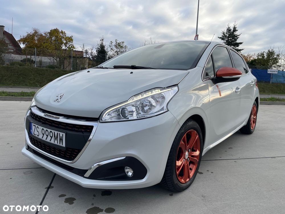 Peugeot 208 e-HDi 115 Stop&Start Allure - 10