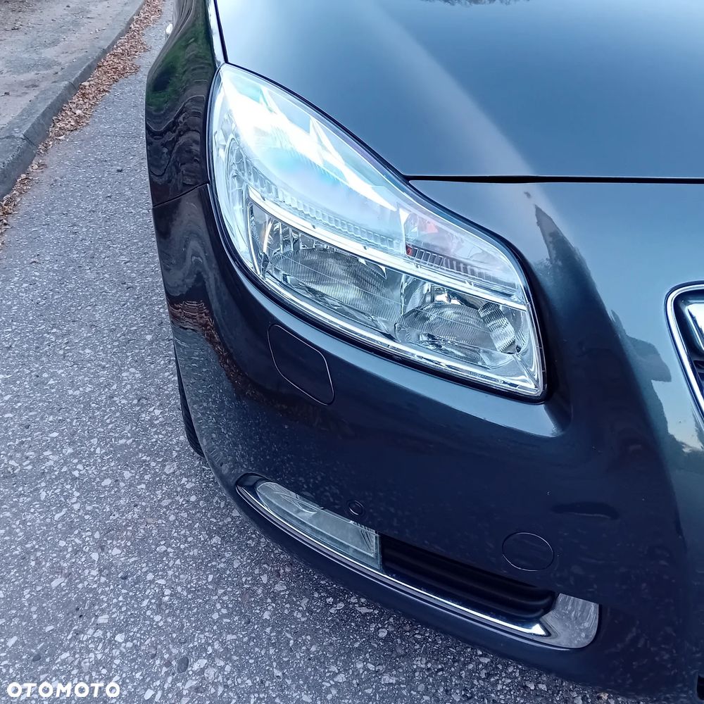 Opel Insignia 2.0 CDTI - 12