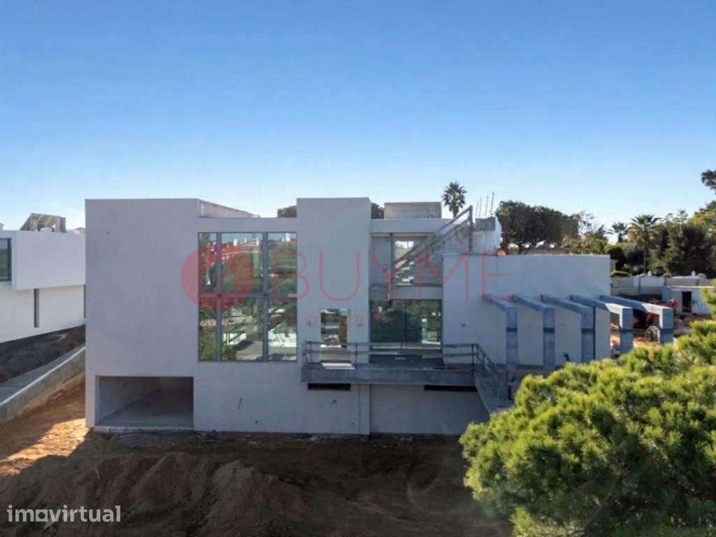 Moradia Contemporânea T4+2 em Construção no Prestigiado Vila Sol, Q... - Grande imagem: 2/10