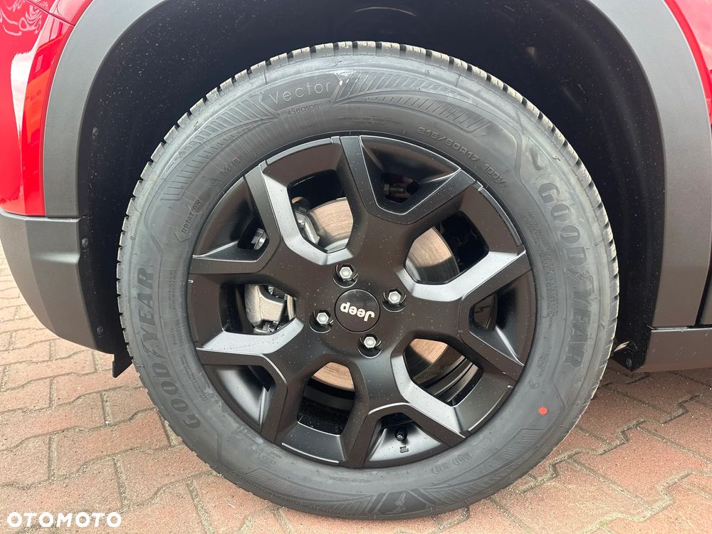 Jeep Avenger 1.2 T3 mHEV Black Edition FWD eDCT6 - 8