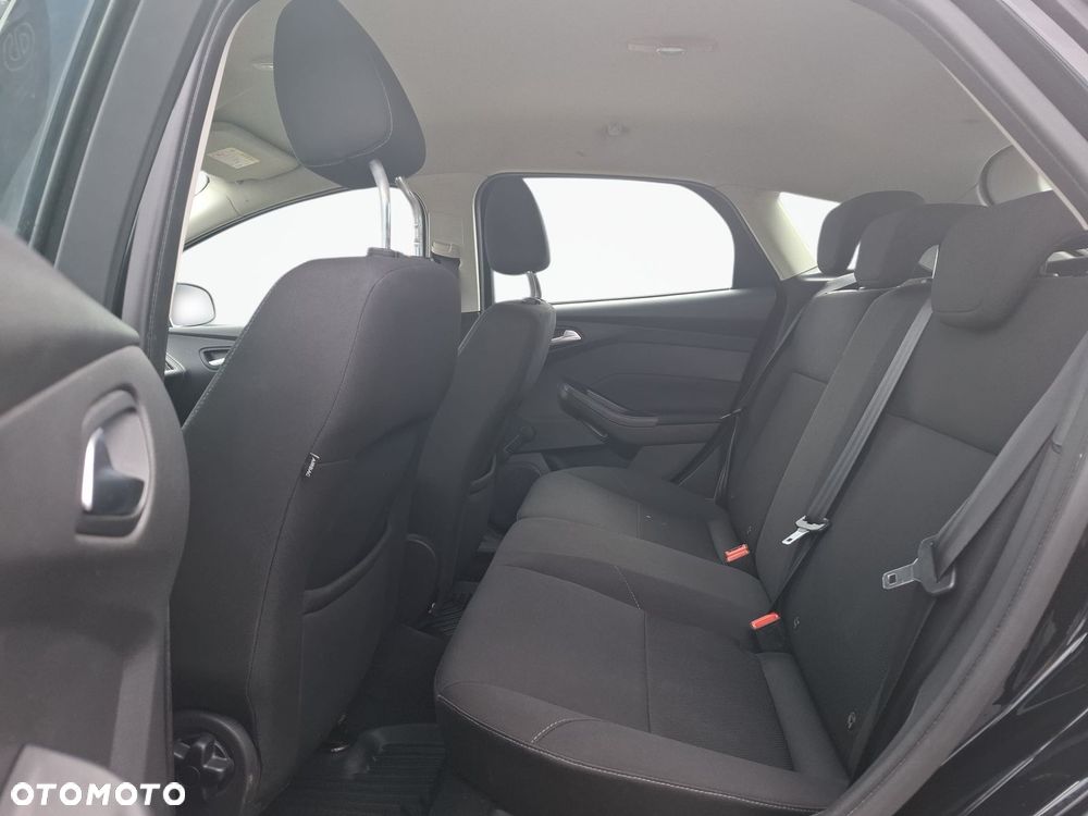 Ford Focus 1.6 Trend - 18