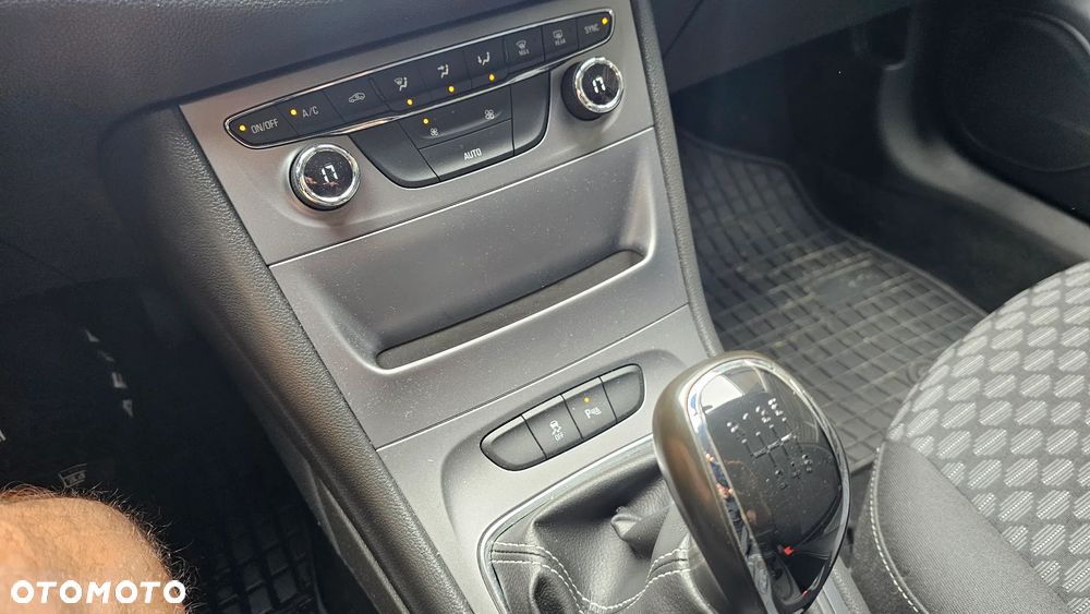 Opel Astra - 33