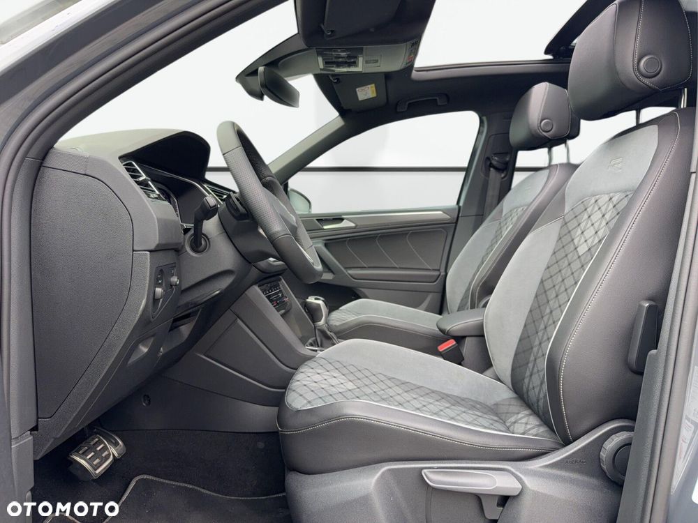 Volkswagen Tiguan 2.0 TDI SCR 4Mot R-Line DSG - 11