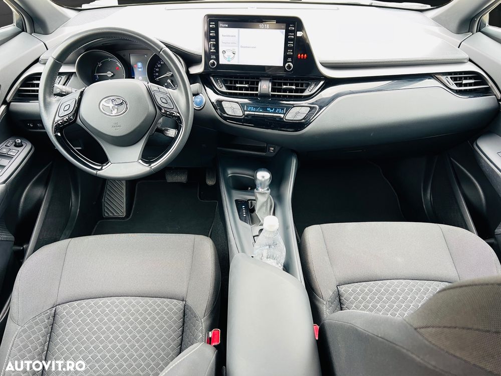 Toyota C-HR Hybrid Business-Edition - 12
