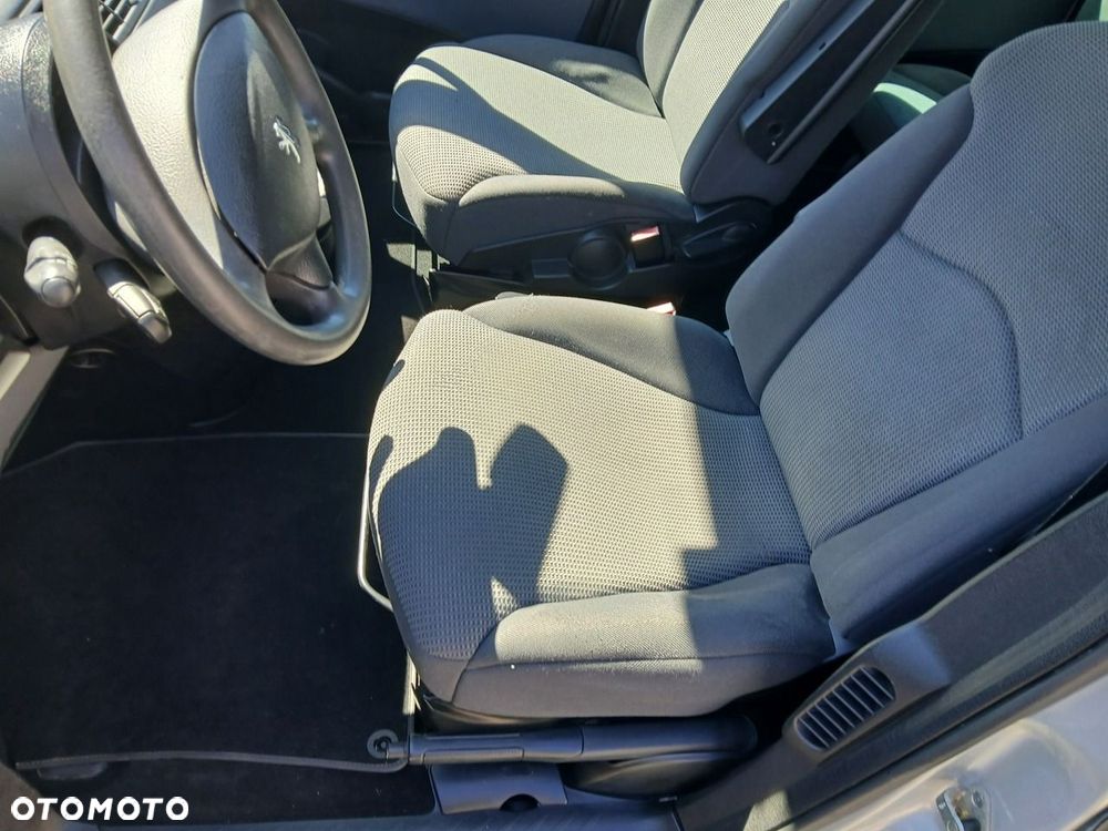 Peugeot 807 140 Family - 10