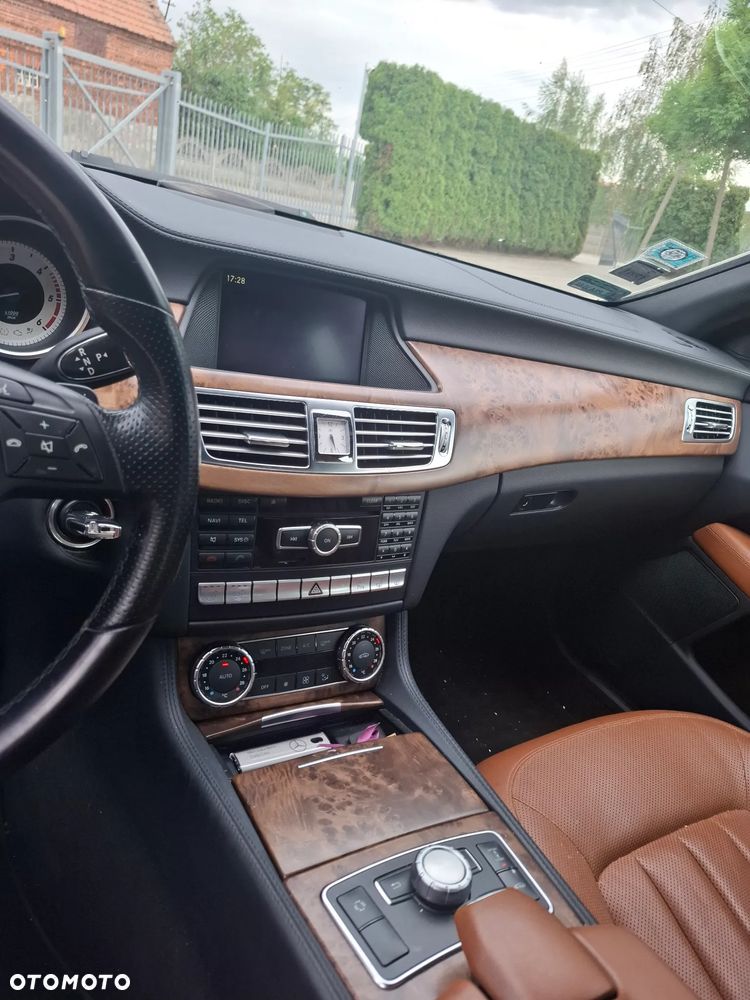 Mercedes-Benz CLS 350 CDI BlueEff - 9