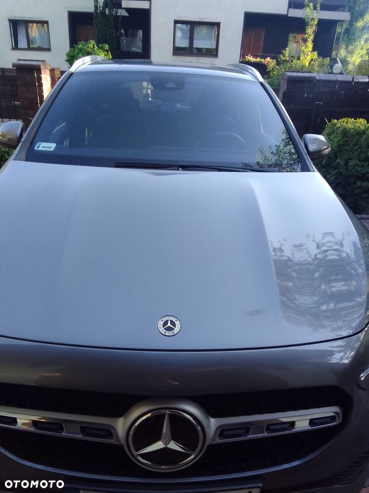 Mercedes-Benz GLA - 4