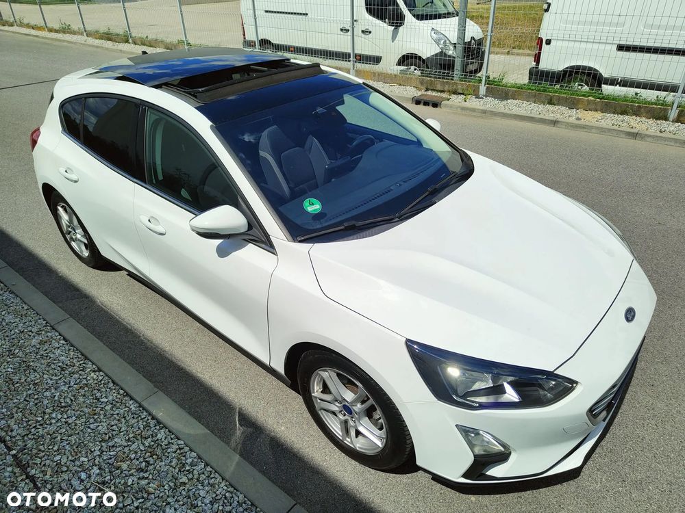 Ford Focus 1.5 EcoBlue Start-Stopp-System TITANIUM STYLE - 11