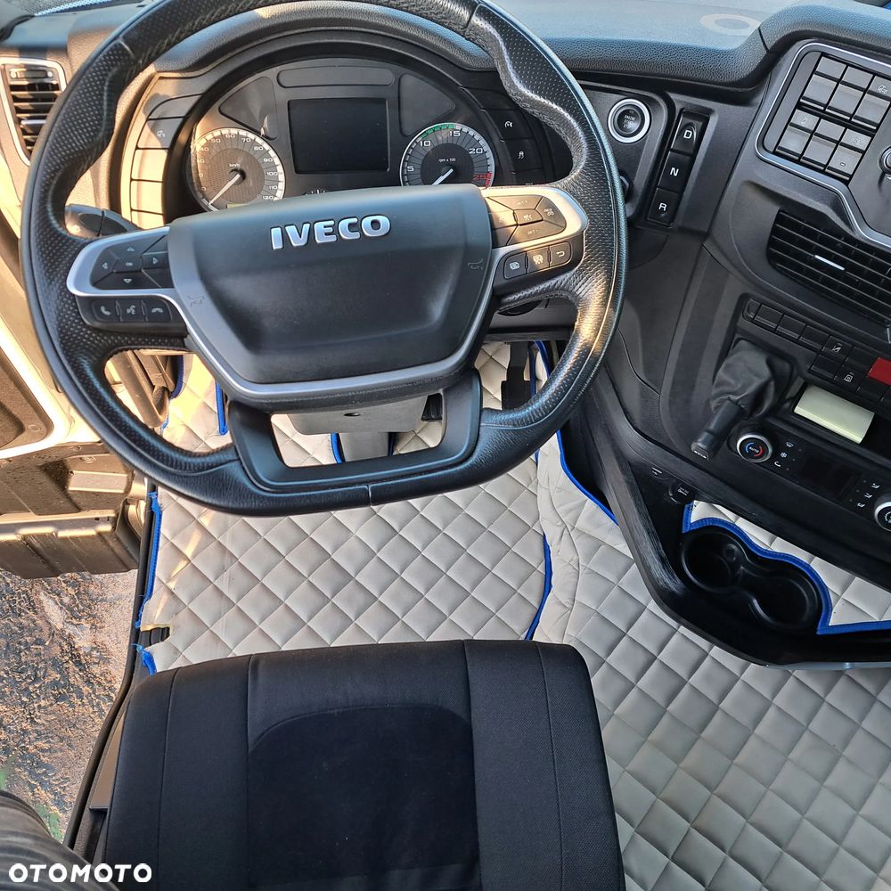 Iveco S-Way LNG - 14