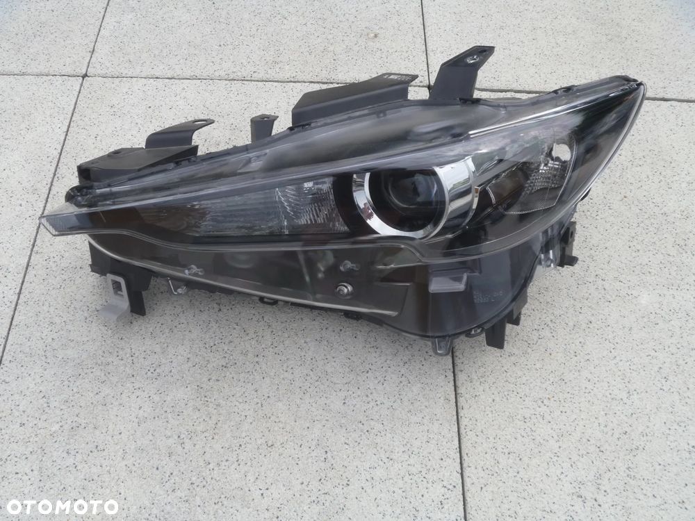 MAZDA CX-5 II 17-23 EUROPA LAMPA LEWA PRZÓD FULL LED K124-51040 IDEALNA - 1