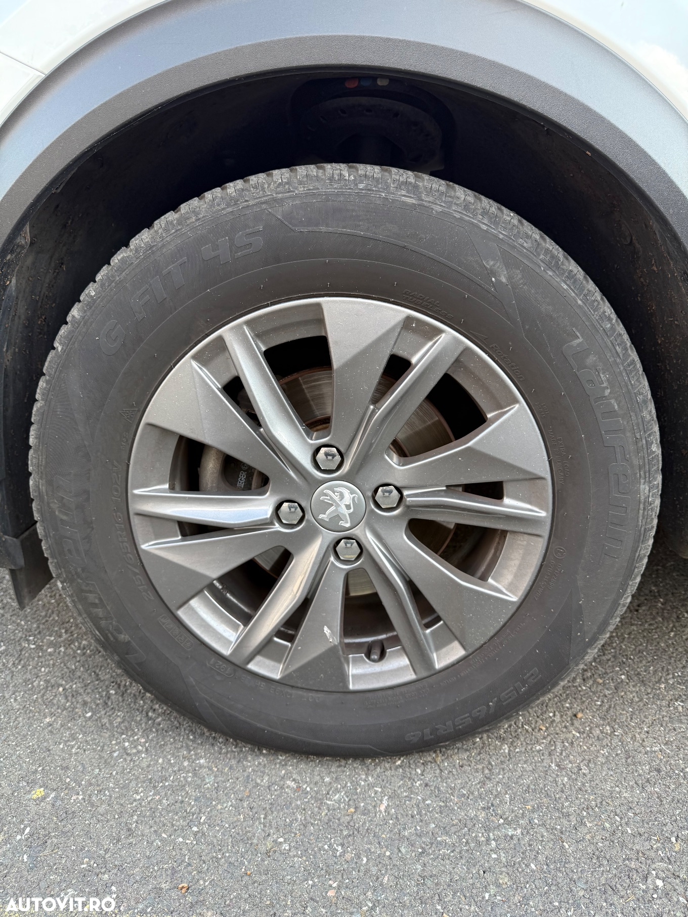 Peugeot 2008 1.2 L PureTech STT Active - 20