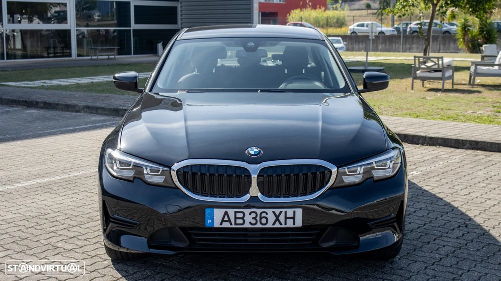 BMW 330 - 2