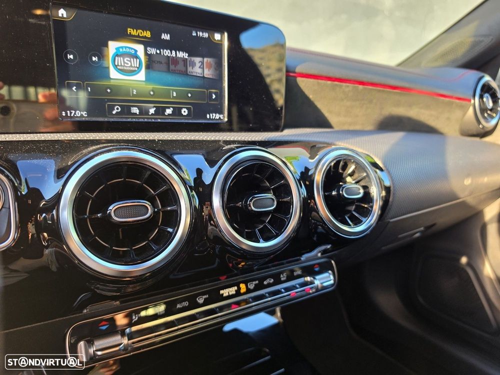 Mercedes-Benz CLA 200 d Shooting Brake AMG Line Aut. - 20