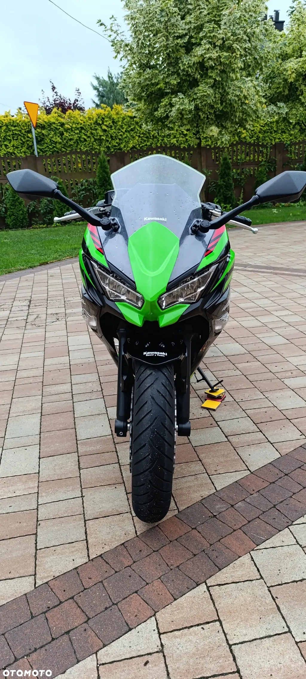 Kawasaki Versys 1000 - 9