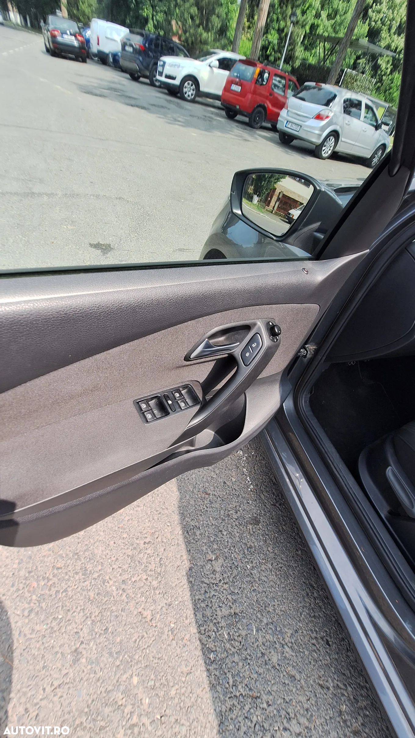 Volkswagen Polo 1.2 TSI Highline - 12