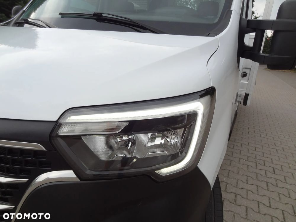 Renault Master Skrzynia 4,0m 2021r - 16