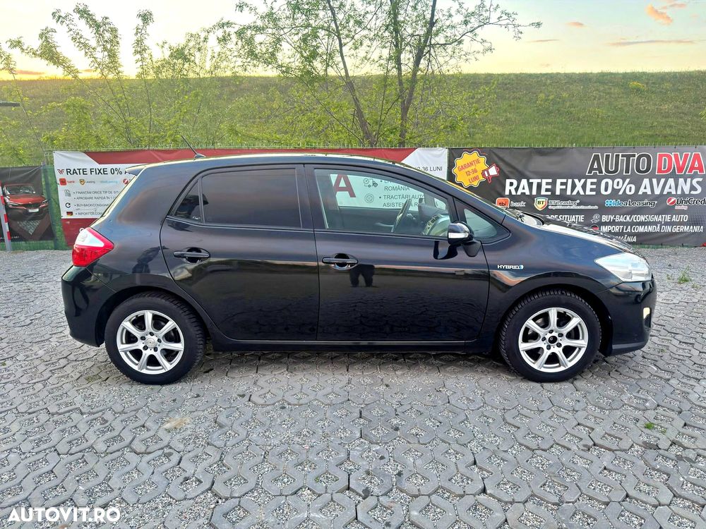 Toyota Auris 1.8 L VVT-i Luna - 9