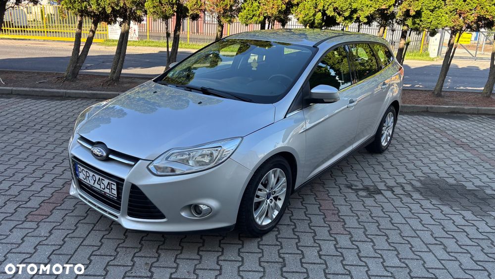 Ford Focus 1.0 EcoBoost STart-Stopp-System TITANIUM - 2