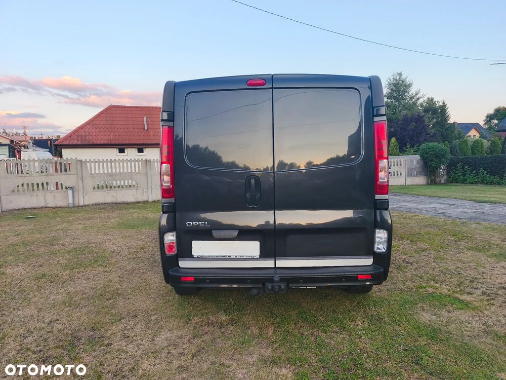Renault TRAFIC - 9