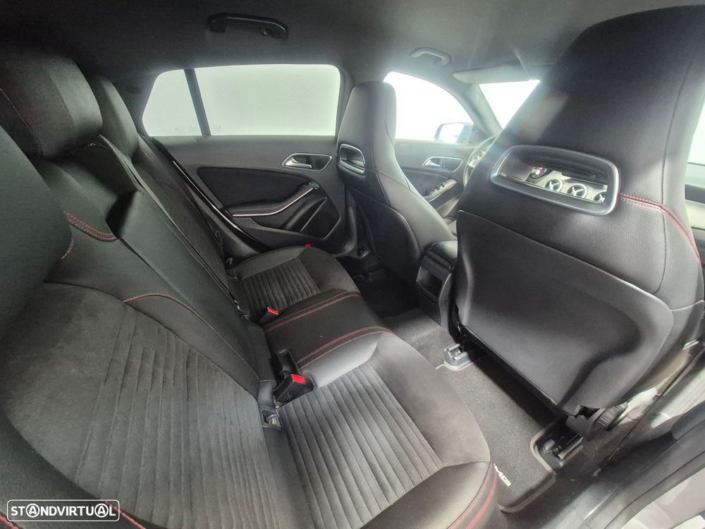 Mercedes-Benz CLA 200 d Shooting Brake AMG Line Aut. - 25