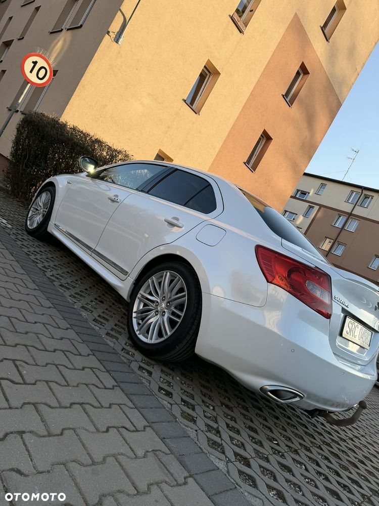 Suzuki Kizashi 2.4 Sport - 1