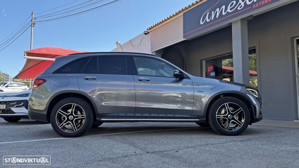 Mercedes-Benz GLC 300 e 4Matic - 4