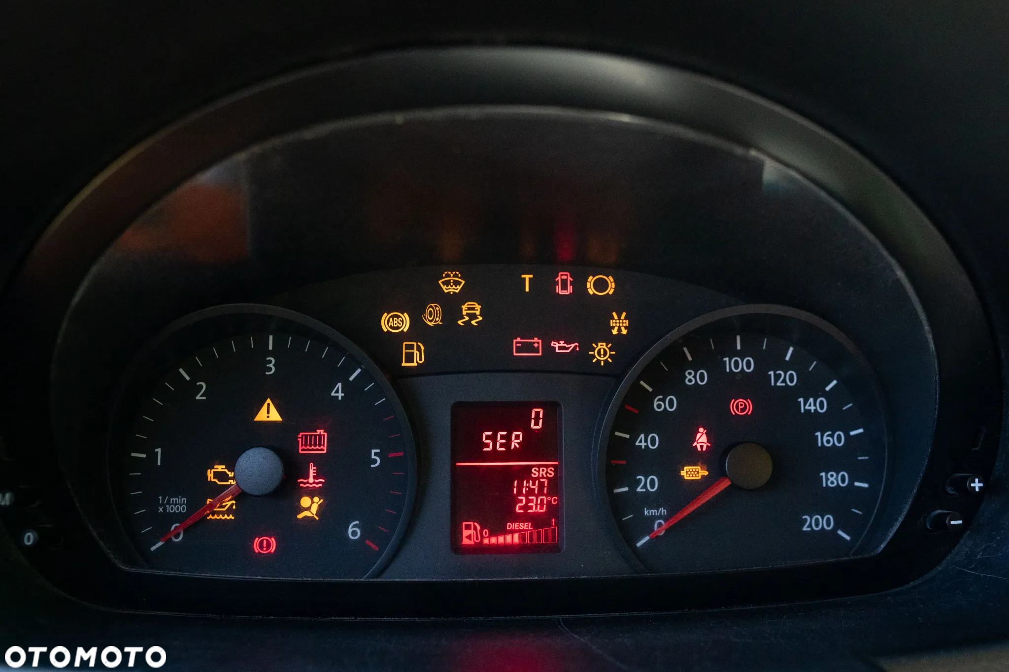 Volkswagen Crafter - 12