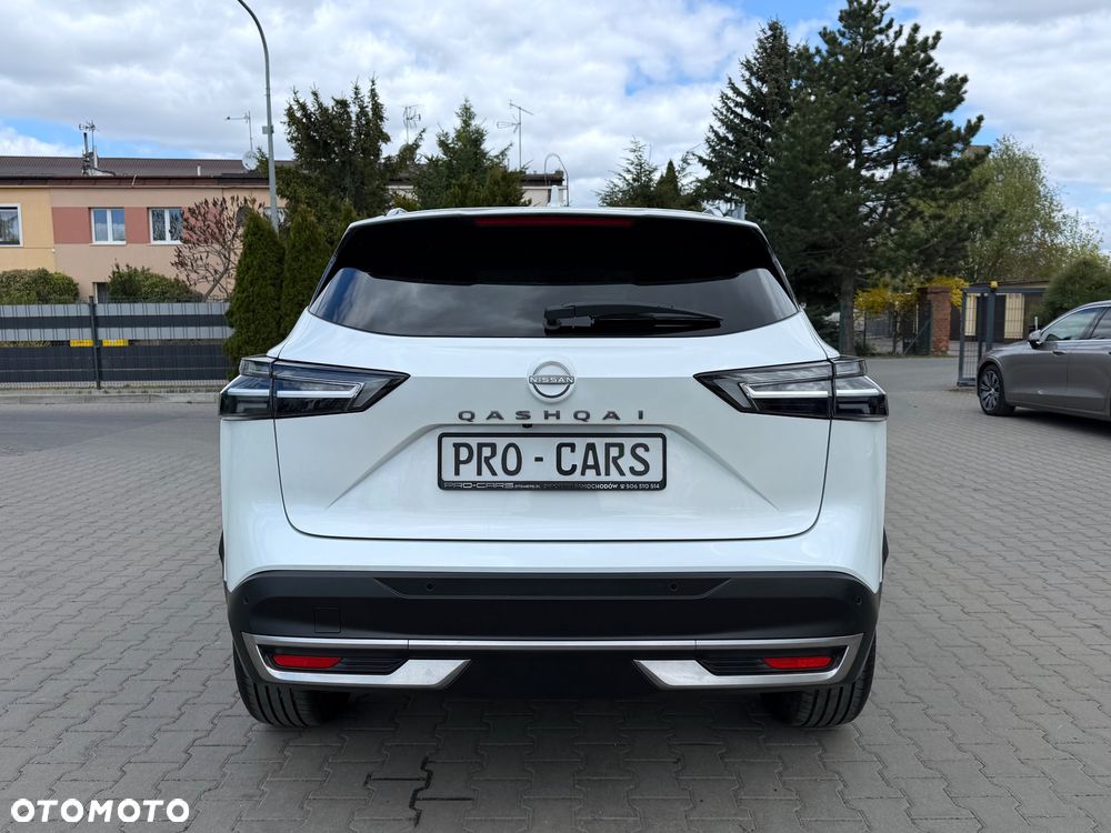 Nissan Qashqai 1.3 DIG-T N-Connecta DCT - 12