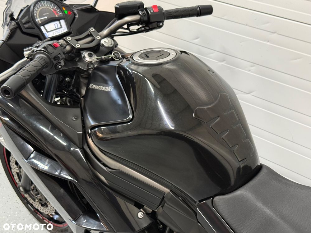 Kawasaki ER - 18