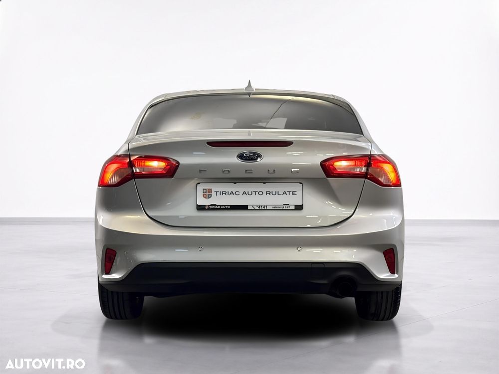 Ford Focus - 5