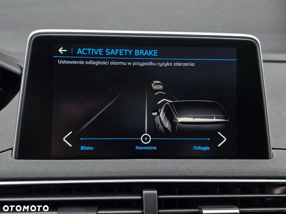 Peugeot 3008 2.0 BlueHDi Allure - 30