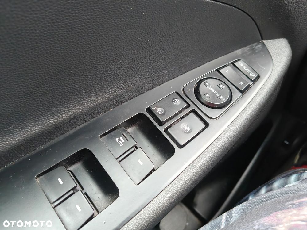 Hyundai Tucson blue 1.7 CRDi 2WD DCT Style - 22