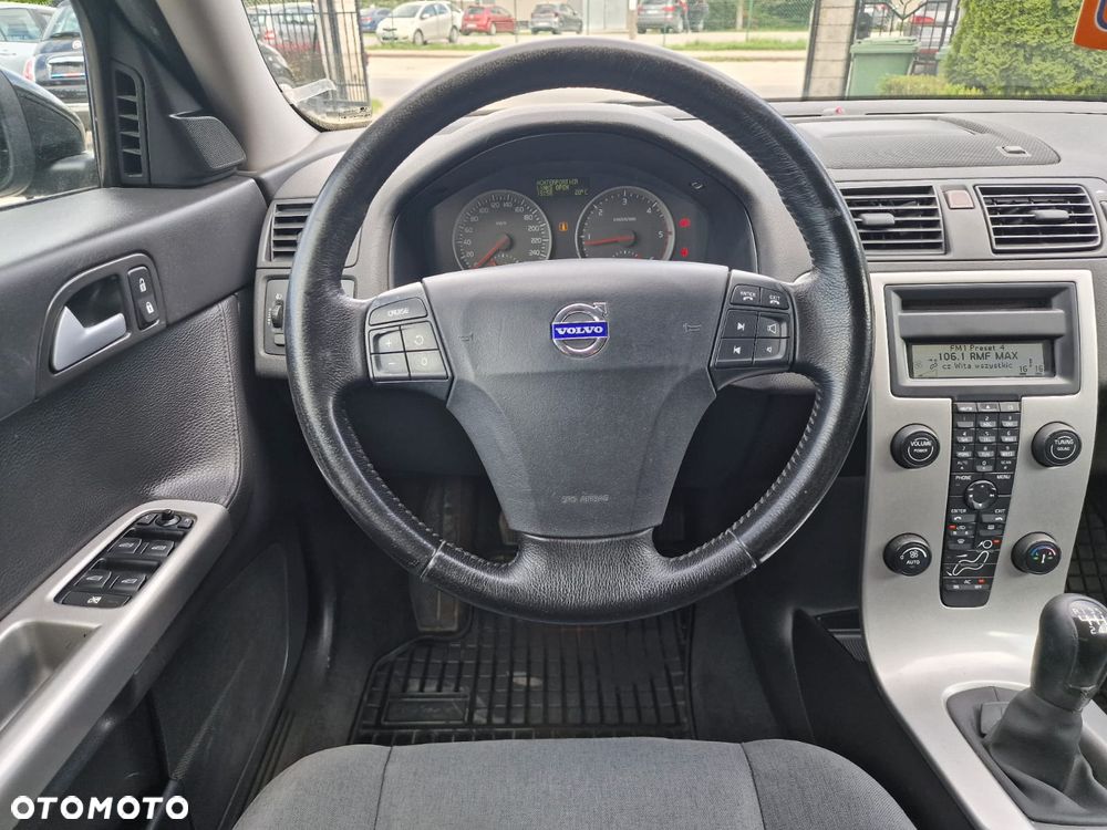 Volvo S40 2.0D Momentum - 16