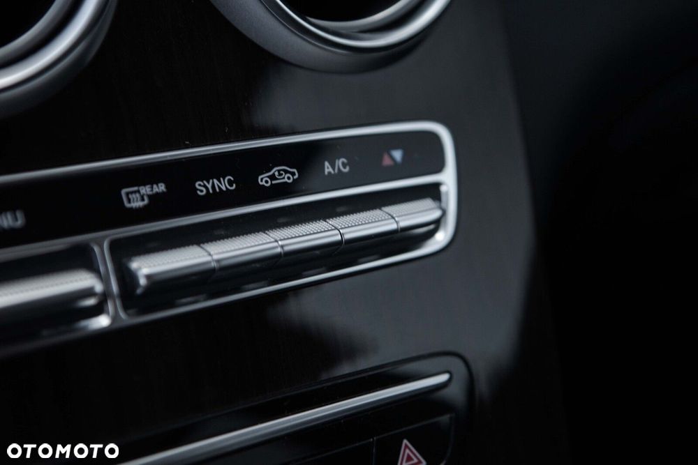 Mercedes-Benz GLC 200 4-Matic - 32